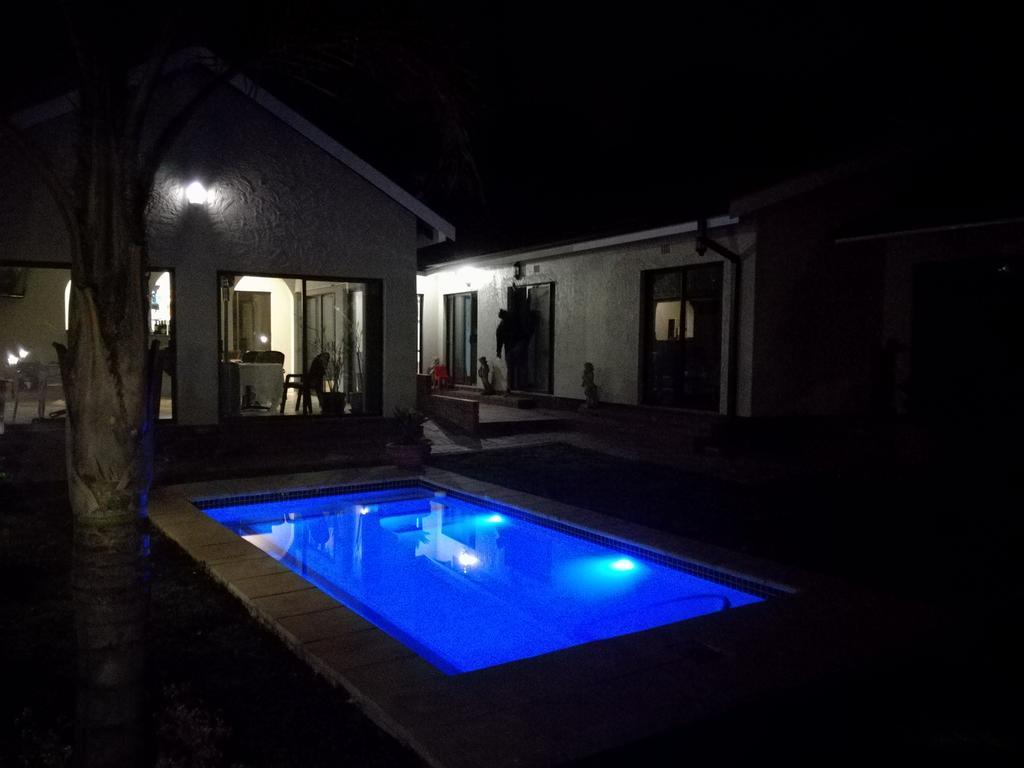 Acacia Grove Guest House Johannesburgo Exterior foto